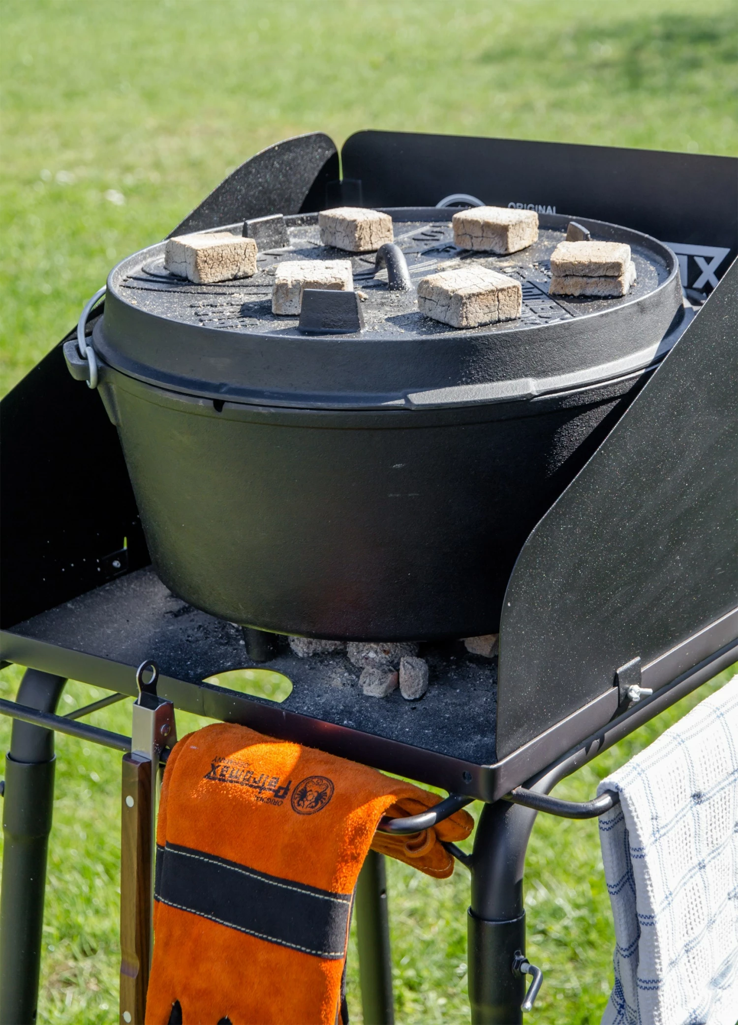 Petromax Dutch Oven Table FE45 5 Petromax Dutch Oven Table FE45 - Billede 5