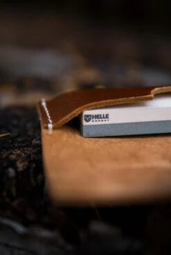 Helle Sharpening Stone S With Leather Holster -Camping Salgsbutik 92600065 3