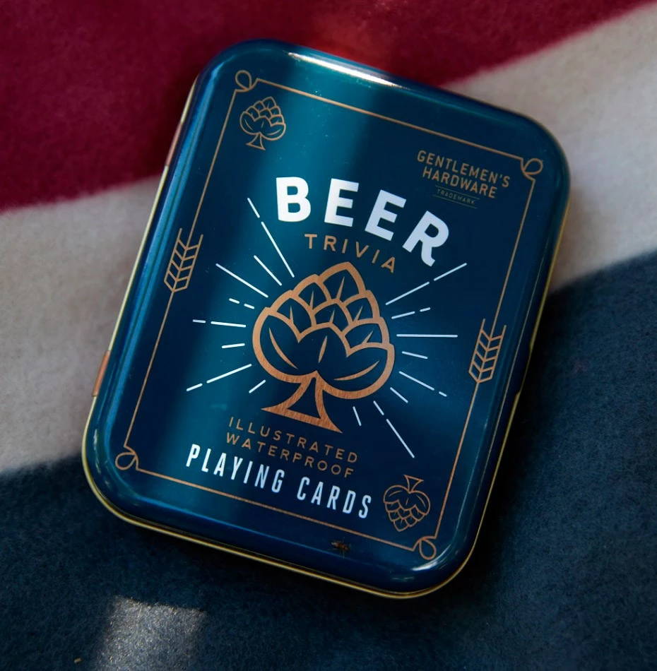 Gentlemen's Hardware Beer Trivia Waterproof Playing Cards 3 Gentlemen's Hardware Beer Trivia Waterproof Playing Cards - Billede 3